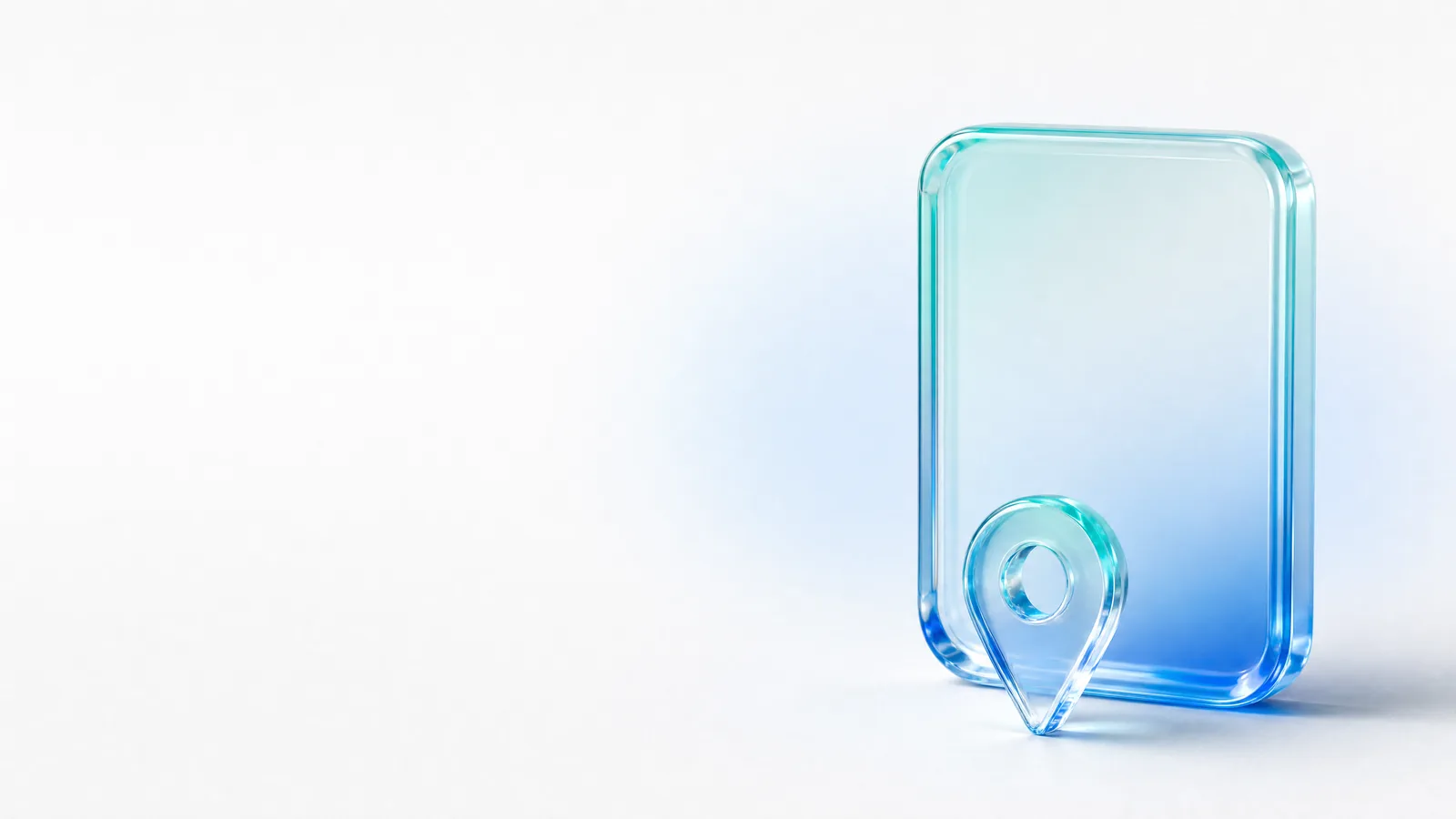 Abstraktes Glasobjekt im ALPENIQ Blau: Glasfläche mit davorstehender Kartennadel